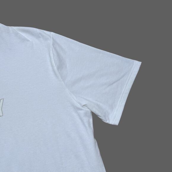 Under Armour Curry Sport White Tee Men’s XL NWT Loose Fit 1376805-100 NBA - Picture 2 of 9